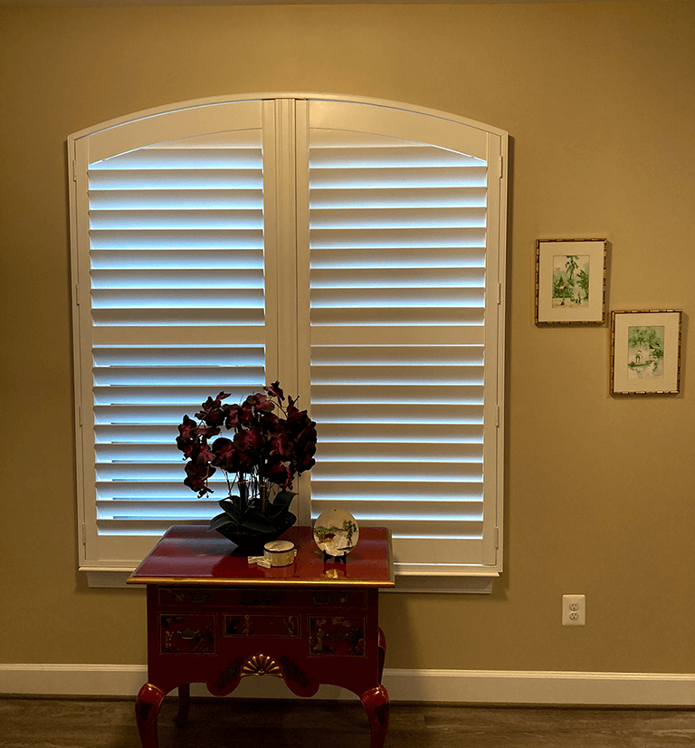 Shutters-with-hidden-tilt-bar-3